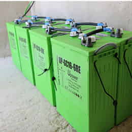 Instalaci&oacute;n Bater&iacute;a UPower 550Ah 6V UP-GC16