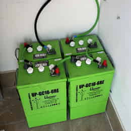Instalaci&oacute;n Bater&iacute;a UPower 550Ah 6V UP-GC16