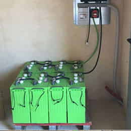 Instalaci&oacute;n Bater&iacute;a UPower 550Ah 6V UP-GC16