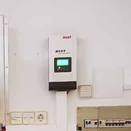 Instalaci&oacute;n Regulador 12V/24V/48V 80A MPPT Must Solar