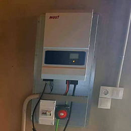 Instalaci&oacute;n Inversor Cargador 5000W 48V MPPT 80A Must Solar
