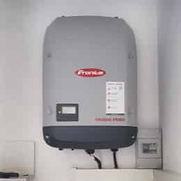 Instalaci&oacute;n Inversor Red FRONIUS Primo 5.0-1 5kW